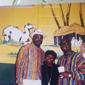 Meet your Posher, Davell